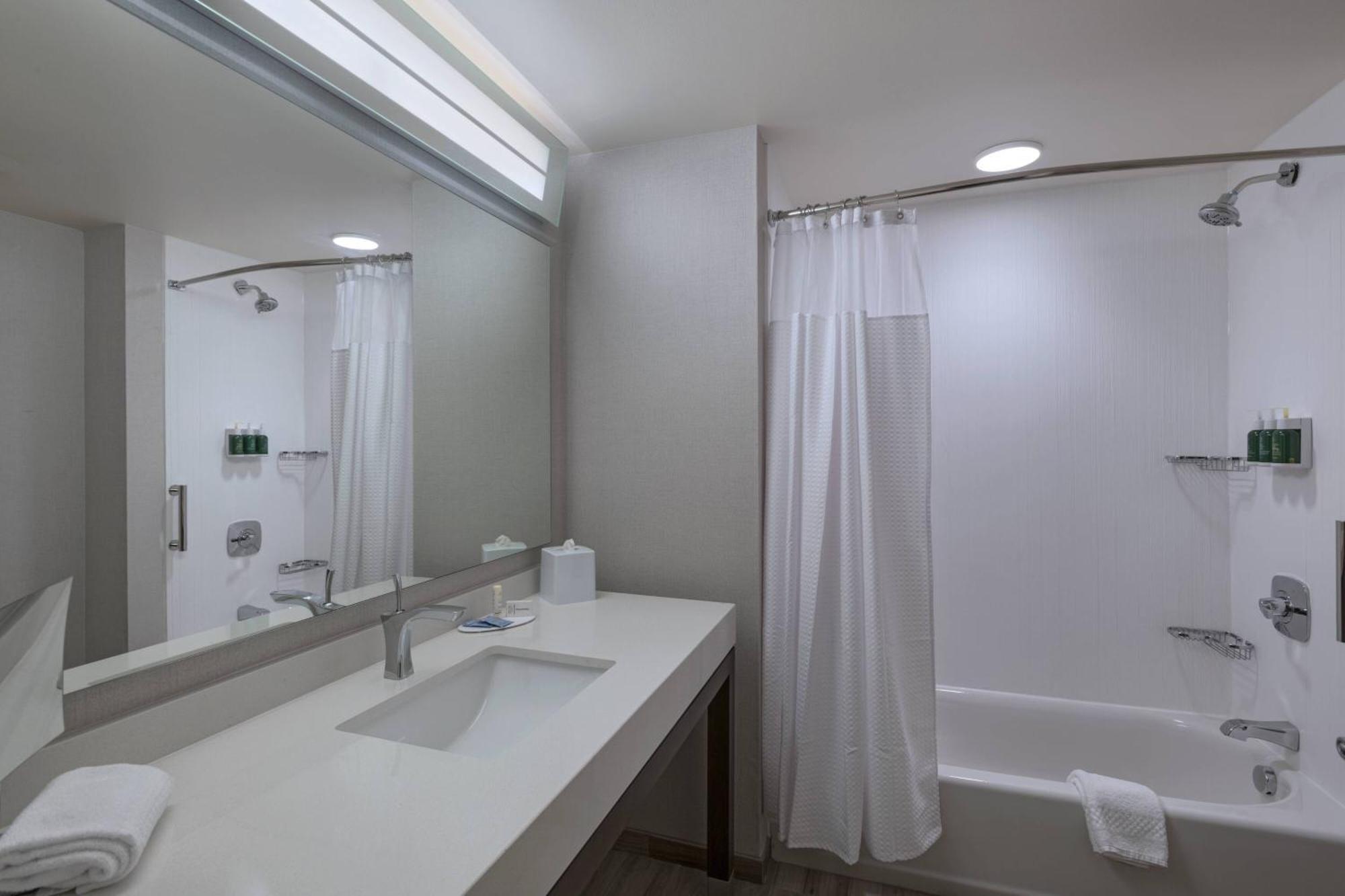 Courtyard St. Louis Brentwood Hotel Richmond Heights Ngoại thất bức ảnh