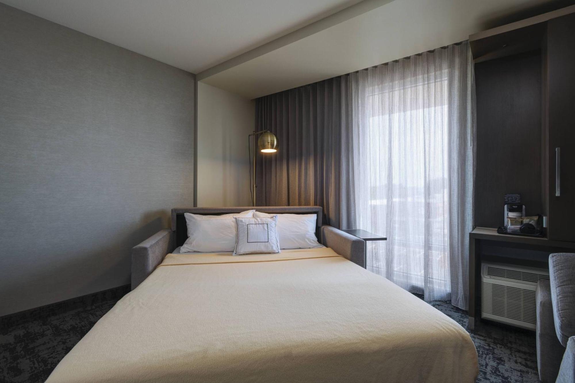 Courtyard St. Louis Brentwood Hotel Richmond Heights Ngoại thất bức ảnh